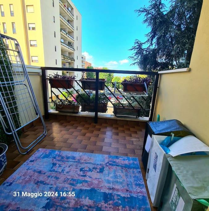 Domus Vincentis Eur -space&light - Center In 20min Apartamento
