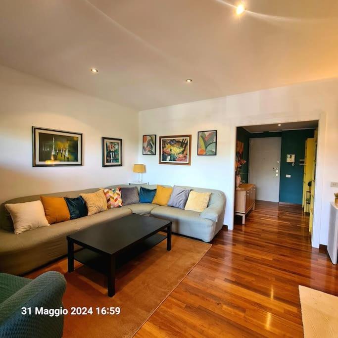 Appartamento Domus Vincentis Eur -space&light - Center In 20min *